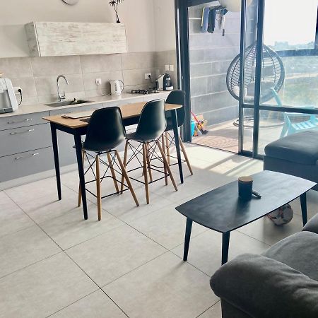 Beauty Apartment 3 Rooms Wi-Fi 네타니아 외부 사진